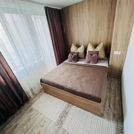 Sparrow Apartmens 3 * Košice