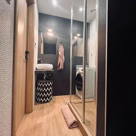 Sparrow Apartmens 3 *