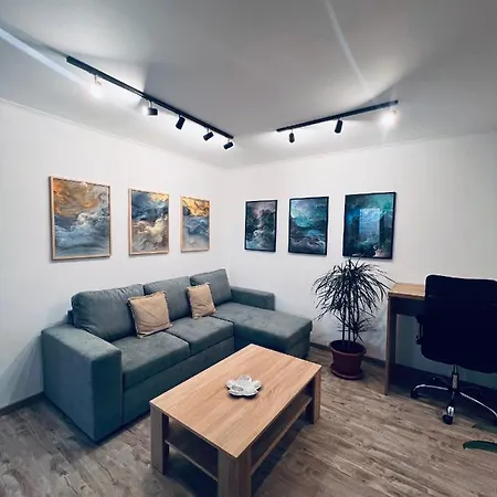 Sparrow Apartmens 3 *